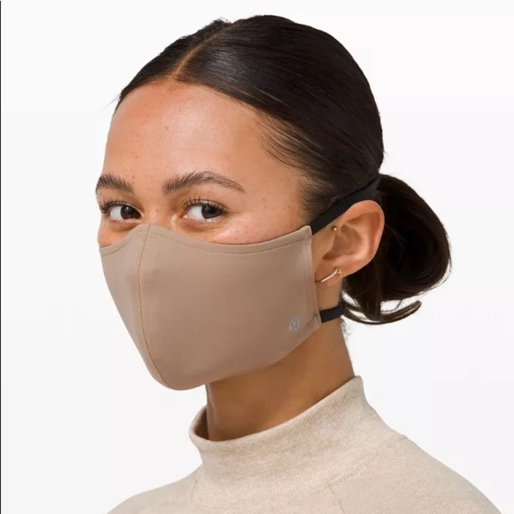 New in Box lululemon face mask 3 pack